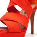 Sandale plateforme en satin collection printemps-été Zara 2011