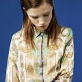 Un chemisier imprimé médaillon Zara tendance printemps-été 2012