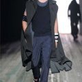 Cape navy homme Yohji Yamamoto collection automne hiver 2010-2011