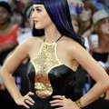 Katy Perry se la joue version héroïne gothique lors d'une cérémonie
