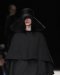 Capeline, cape robe et noires Yves Saint Laurent femme hiver 2011