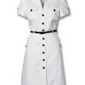 Mexx collection été 2011 robe blanche chic et décontractée boutonnée et ceinturée manches courtes