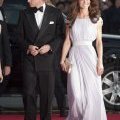 La longue robe blanche de Kate Middleton aux Baftas 2012