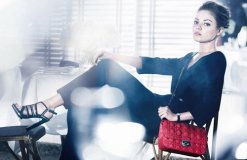 Les sacs Dior ont une nouvelle égérie : Mila Kunis