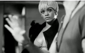 Les coulisses de la campagne publicitaire d'Armani avec Rihanna