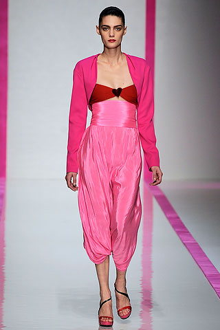 Veste rose et sarouel Emmanuel Ungaro mode femme printemps été 2010