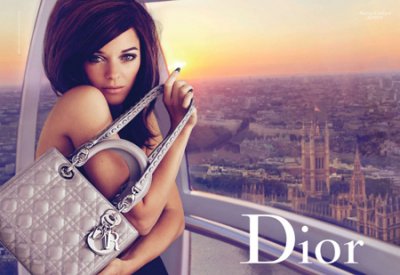 Le sac Lady Grey de Dior : un concentré de féminité et d'élégance