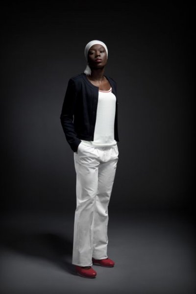 La tenue officielle pour femmes d'Adidas pour l'ouverture des JO 2012