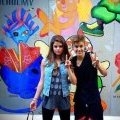 Justin Bieber et Selena Gomez, très heureux au Japon