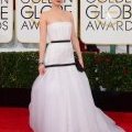 Jennifer Lawrence, glamour et récompensée aux Golden Globes