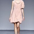 Corail pâle chez Calvin Klein