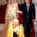 Kate Middleton, escortée par son père jusqu'à l'autel