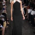 La robe longue selon Victoria Beckham