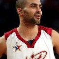 Tony Parker sur un terrain de basket