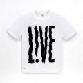 Le tee-shirt Lacoste « L !ve » par Micah Lidberg 
