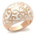 Bague en plaqué or rose avec un motif tribal