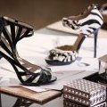 Escarpins style spartiate et zébré Jimmy Choo pour H&M