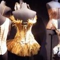 Le corset : l’autre pièce emblématique de Jean-Paul Gaultier