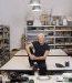 Le créateur Giorgio Armani dans son atelier