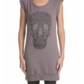 Robe pull a motif tête de morts par Monshowroom