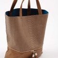 Le sac Tote-Bag Capri signé Biscote couleur camel