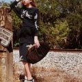 Hailee Steinfeld prend la pose pour Miu Miu 
