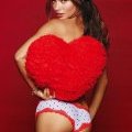 Adriana Lima x Victoria et Victoria's Secret fêtent la Saint Valentin !