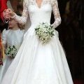 Kate Middleton, en robe de mariée Alexander McQueen