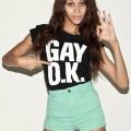 t-shirt by American Apparel sur son égérie transsexuel