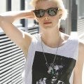 Agyness Deyn portant une paire de Wayfarer