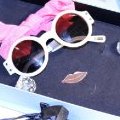 Les lunettes rondes de la collection printemps-Eté 2012 de Lanvin
