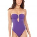 Maillot une pièce violet bandeau et dos nu bijoux grigri entre les seins collection été 2011 Pain de Sucre