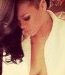 Rihanna montre un sein