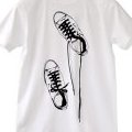 T Shirt Shikisai chaussures à lacets