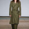 Ensemble militaire trench pantalon kaki Marc by Marc Jacobs collection automne hiver 2010 2011