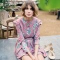 Alexa Chung pose pour la marque de basket Superga collection été 2011