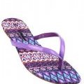 Tongs violettes de chez Cendriyon