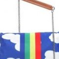 Le sac baguette de la marque Kipling par Jean-Charles de Castelbajac