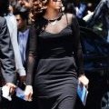 Rihanna simple à un enterrement