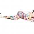 Heidi Klum couverte de peinture pour Astor Cosmetics