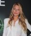 Blake Lively total look blanc et coupe naturelle tendance été 2011