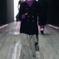 Manteau laine noir et jupe longue Yohji Yamamoto collection automne hiver 2010-2011