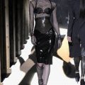 Cuir et transparence chez Thierry Mugler