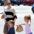 Jennifer Garner sort avec ses filles 