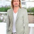 Brad Pitt casual mais élégant