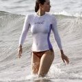 Jessica Biel, sexy en tenue de surf à Porto Rico