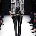 Un détail gilet brodé chez Balmain