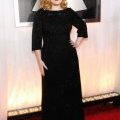 Adele en robe longue Giorgio Armani aux Grammy Awards 2012