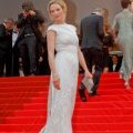 Uma Thurman en robe blanche Chanel collection 2008 festival de Cannes 2011