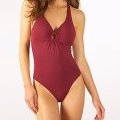 Maillot de bain décolleté drapé bordeaux Etam tendance été 2012